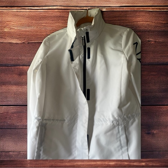 Nautica brand sailing jacket. In perfect condition! - Picture 4 of 6